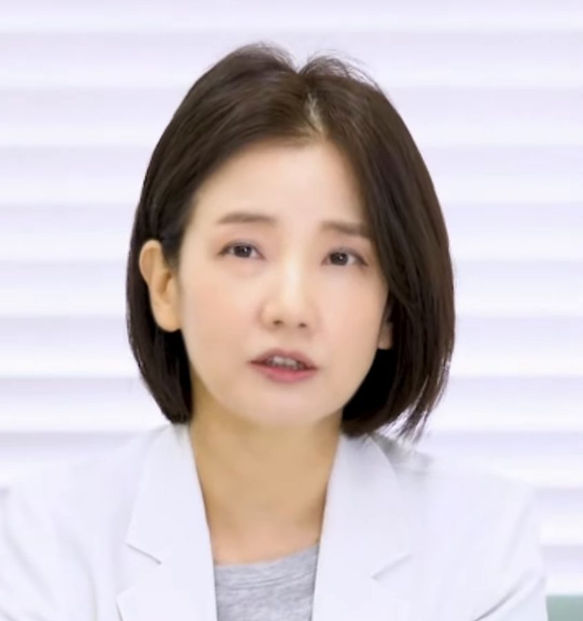 예롬TV 쇼츠 「눈밑구조의중요성」 속 나민화 원장